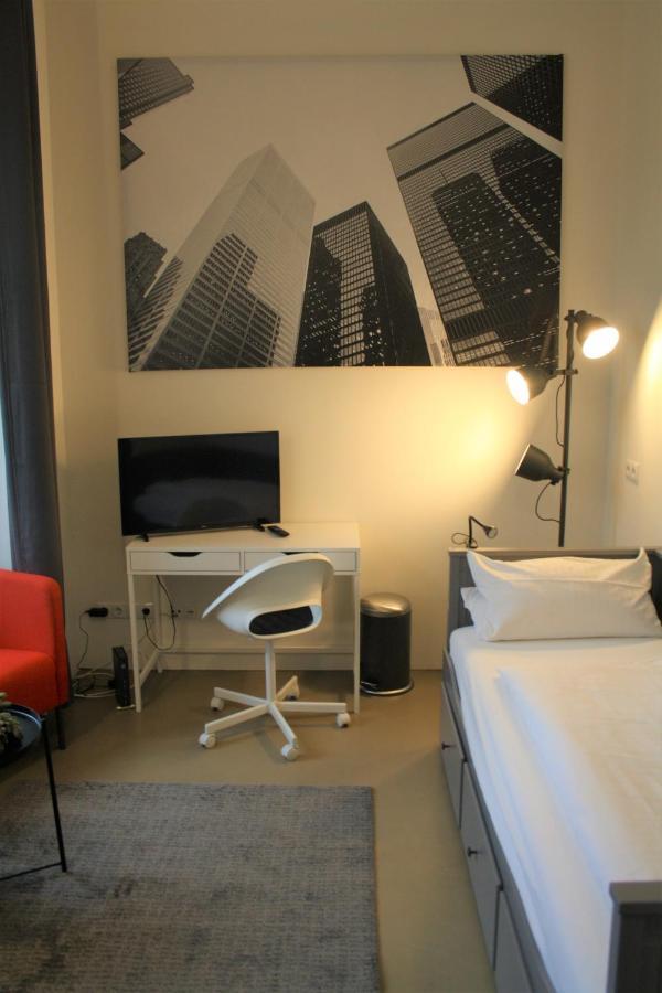 Apartment 2 / Ein - Zweipersonen Манхайм Екстериор снимка