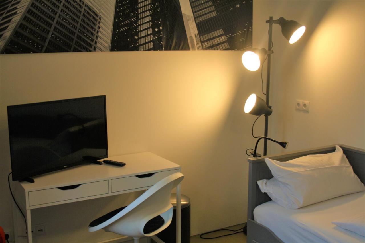 Apartment 2 / Ein - Zweipersonen Манхайм Екстериор снимка